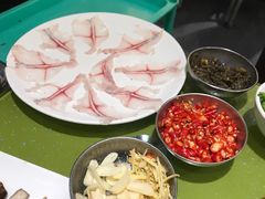 -颜氏双江清水鱼一养身火锅(磁器口店)