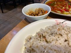 芽菜腊肉炒饭-自贡盐帮菜·玩辣餐厅(樱花园西街店)