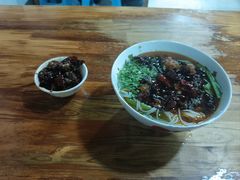-越洋肖氏老米线(杨家坪店)