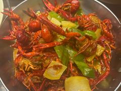-巴厘龙虾·榜首油焖大虾(音乐学院·沿江酒馆店)