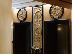 -深圳富苑皇冠假日套房酒店