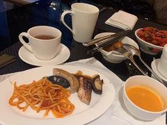 -圣丰索菲特·2 On 988 Café 自助餐厅