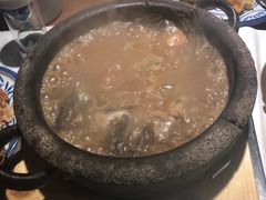 白洋淀石锅嘎鱼-小放牛炒菜馆(军校店)