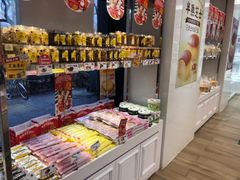 面包甜点陈列柜-味多美蛋糕(三元桥店)