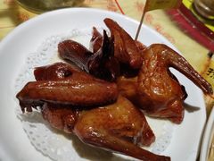 招牌烤乳鸽-石岐佬中山菜馆(张溪店)