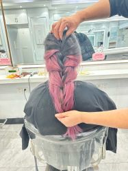 -镁连社·美联社