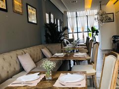 -MOMENT湖景餐厅(解放路店)