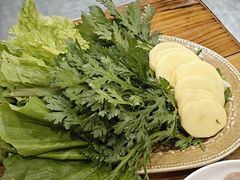 -菌之家·专业纯野生菌火锅·特色炒菌