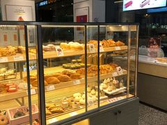 面包甜点陈列柜-BreadTalk面包新语(龙之梦购物中心莘庄店)