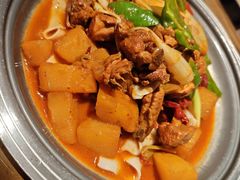 沙湾大盘鸡-耶里夏丽·新疆菜·家庭聚场(百联中环购物广场店)