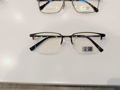 -罗伯特眼镜·蔡司官方授权(前海桂湾店)