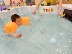 -蓝色海林婴幼儿水育馆(新辰里学清路店)