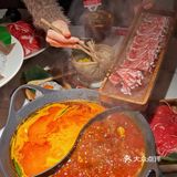 真在常州！！洞穴里吃火锅有点酷……