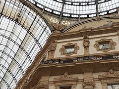 -文艺复兴百货(米兰大教堂广场店)