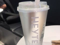 -喜茶(广州东方宝泰店)