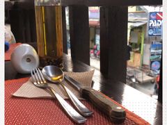 -Trattoria Altrove