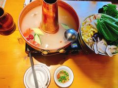 -民食香·腊排骨野生菌美食(木府店)