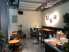 -WOW coffee