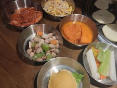 小菜-·缸桶屋·韩式牛肋条自助烤肉(西湖D11店)