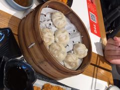 -馋三尺蟹粉小笼(人民广场店)