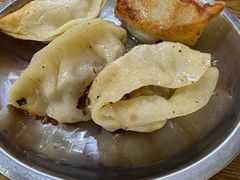 -黄阿姨锅贴大王(万航渡路店)