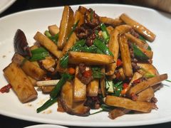 菌菇小炒-老头儿油爆虾·知味杭州(爱琴海购物中心)