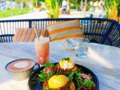 桃子养乐多-The Rug Cafe(王府中环店)