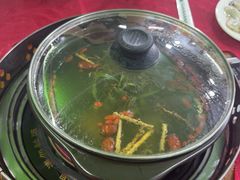 -花苑美食横琴生蚝火锅(拱北粤华路店)