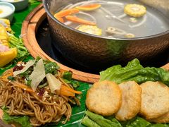 -椰小鸡·琼州糟粕醋·火锅(美兰缤纷城店)