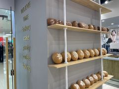 -焙丽拾光(麦凯乐直营店)