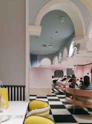 -奈尔宝家庭中心·亲子餐厅(北京东坝万达店)