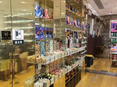 -VENCHI 闻绮(上海佛罗伦萨小镇店)