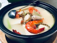 杂锦海鲜豆腐煲-闻见中国海南菜(K11店)