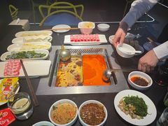 -海底捞火锅智慧餐厅(中骏世界城店)