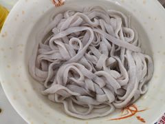 -章记正宗南岗鱼蛋火锅