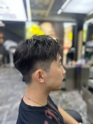 -藤野造型•烫染专业店