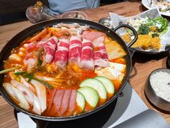 -KimPro 辛普乐概念韩餐