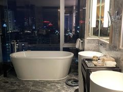-榛悦隆堡成都酒店(春熙路太古里店)