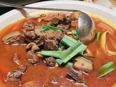 -楚山晓·湖北菜(武汉光谷K11店)