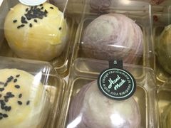 蛋黄酥-Family cake壹家烘焙