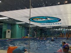 -Swim斯卫姆国际儿童游泳中心(红博中央公园店)