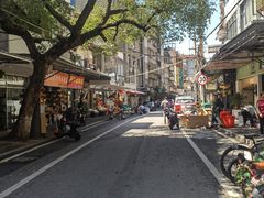 -溪岸路花鸟市场