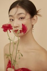 -喜爱高定婚纱摄影