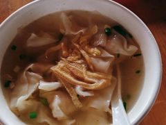 三鲜开洋馄饨-忆秦园小笼包(惠山古镇总店)
