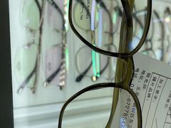 -华彬眼镜专业渐进配镜(潘家园店)