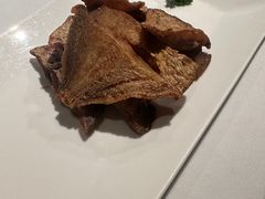 年年有鱼（熏鲳鱼）-上海小南国(正大店)