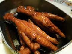 弄堂里的卤鸡爪-弄堂里(西溪龙湖天街店)