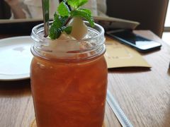 -ROAST coffee & eatery