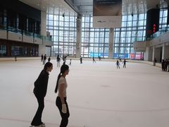 -冰纷万象滑冰场(深圳万象城店)
