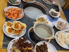-锤头鲨毛肚海鲜烤肉自助餐厅(国购广场店)